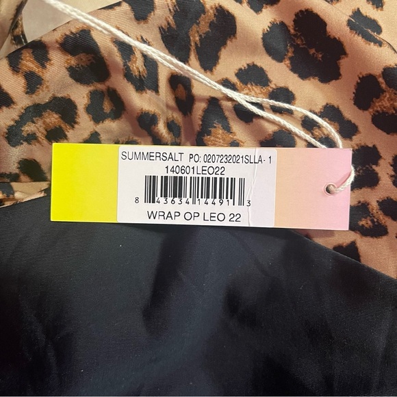 Summersalt One-Piece Women's Size 22 Leopard Black The Perfect Wrap Padded NWT - Picture 13 of 13